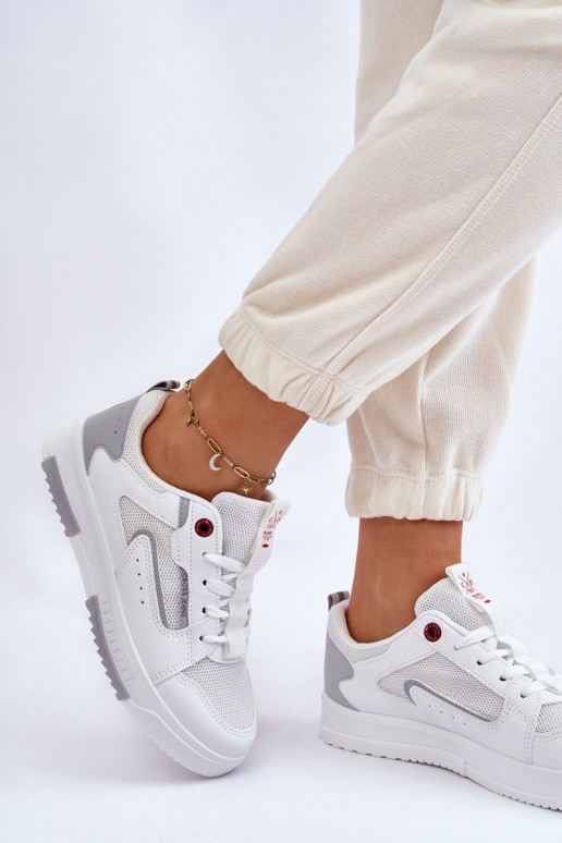 Sneakers Modell Schuhe Cross Jeans LL2R4011C weiße Farbe Sneakers Modell Schuhe Cross Jeans LL2R4011C weiße Farbe