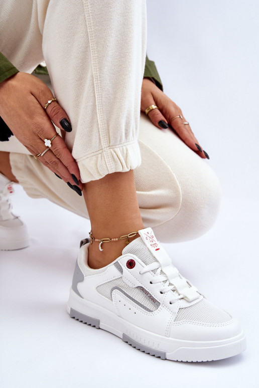 Sneakers Modell Schuhe Cross Jeans LL2R4011C weiße Farbe Sneakers Modell Schuhe Cross Jeans LL2R4011C weiße Farbe