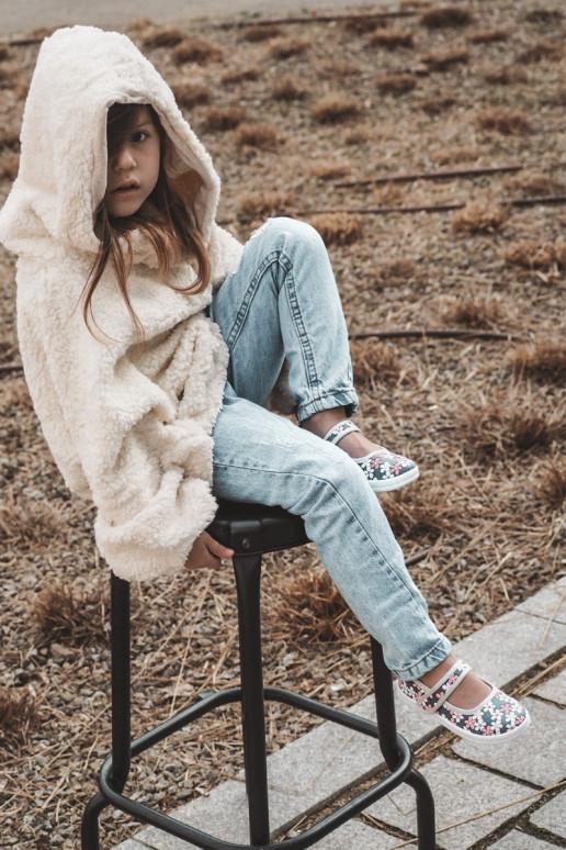 Kinderballerinas mit Blumenmuster in der blaugrauen Farbe Noah