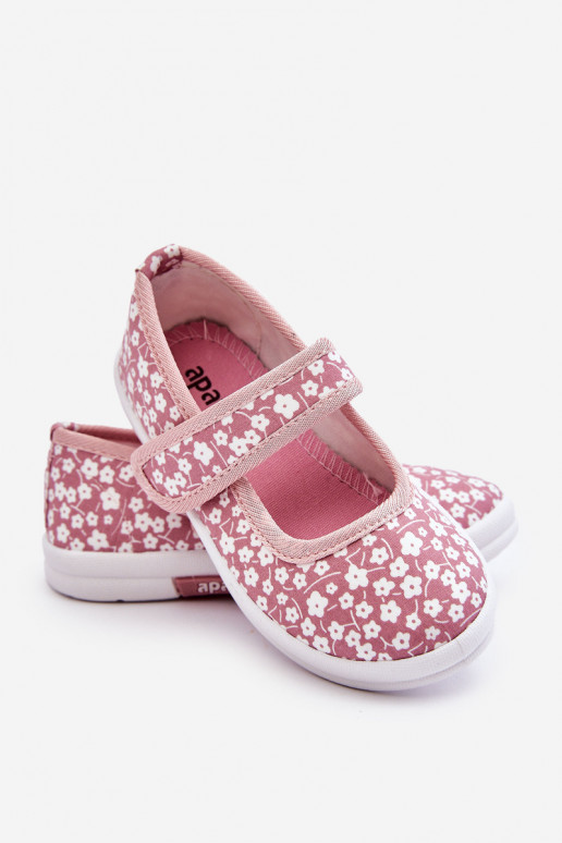 Kinderballerinas mit Klebeverschlüssen in der rosa Farbe Selah