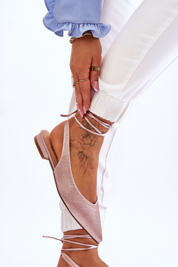 Ballerinas mit Bändern und Nieten beige Mavis 2