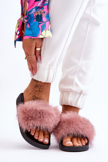 Stilvolle Gummipantoffeln mit Fell in der Farbe Rosa von Lucrece