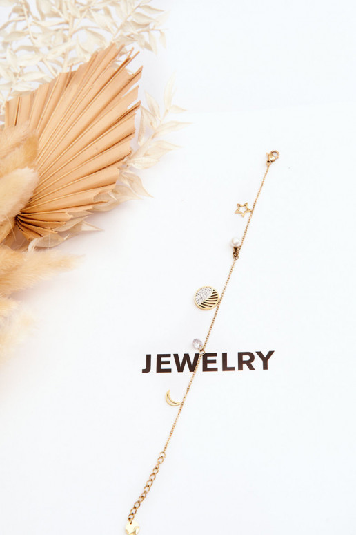 Das Armband ist aus Gold Das Armband ist aus Gold