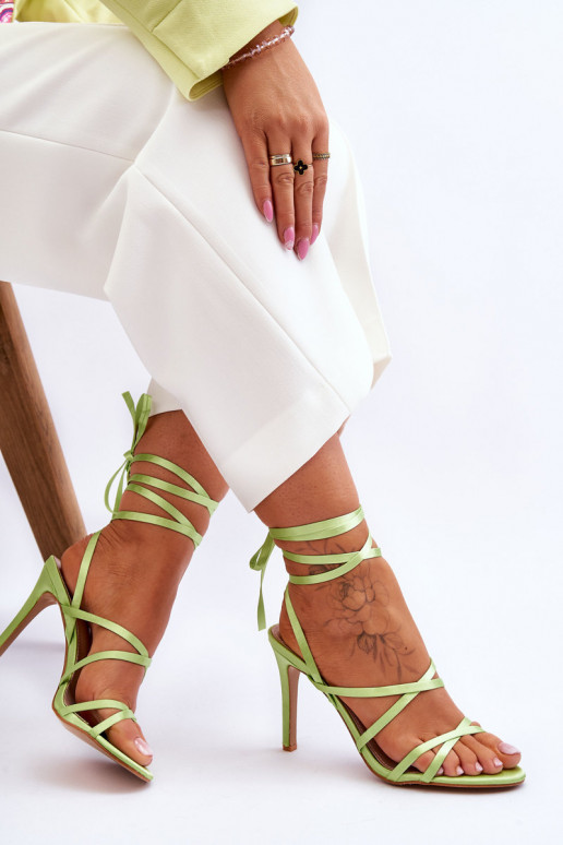 Damen-Sandalen mit hohen Absätzen in grüner Farbe Meya