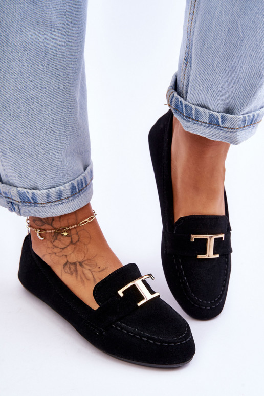 Klassische Slip-On-Mokassins in Schwarz von Carly Klassische Slip-On-Mokassins in Schwarz von Carly