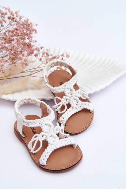 Geflochtene Kindersandalen in der Farbe Weiß Tracy Geflochtene Kindersandalen in der Farbe Weiß Tracy