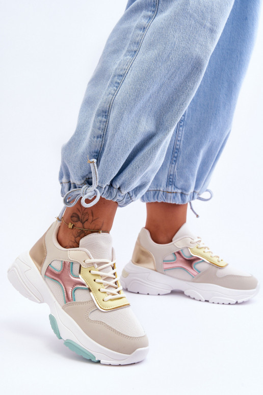 Sneakers Modellschuhe mit Schnürsenkeln in verschiedenen Farben von Cortes