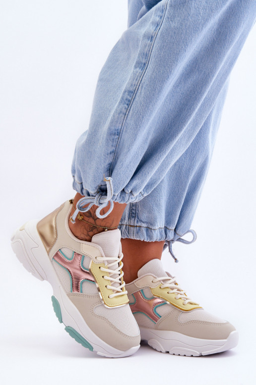 Sneakers Modellschuhe mit Schnürsenkeln in verschiedenen Farben von Cortes