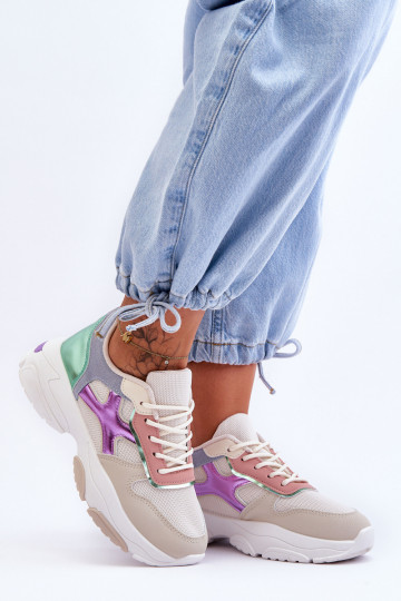 Sneakers Modell Schuhe mit Schnürsenkeln beige-grüne Farbe Cortes 2