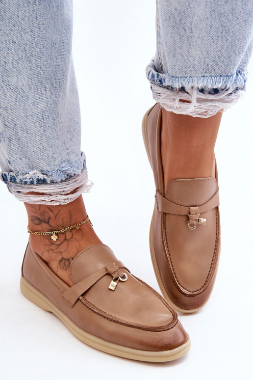 Klassisches Damen-Mokassin-Modell in der braunen Farbe Cortez Klassisches Damen-Mokassin-Modell in der braunen Farbe Cortez