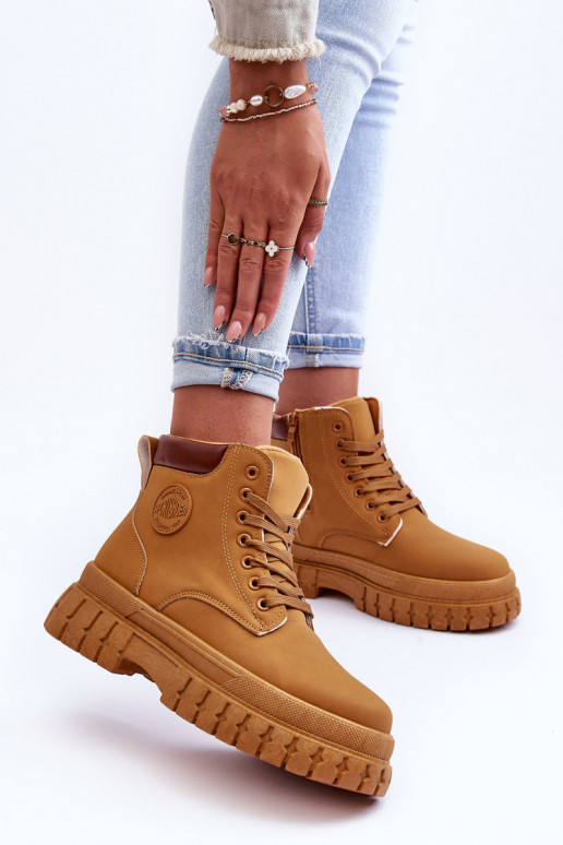 Schuhe mit Plateau in brauner Farbe Calys Schuhe mit Plateau in brauner Farbe Calys