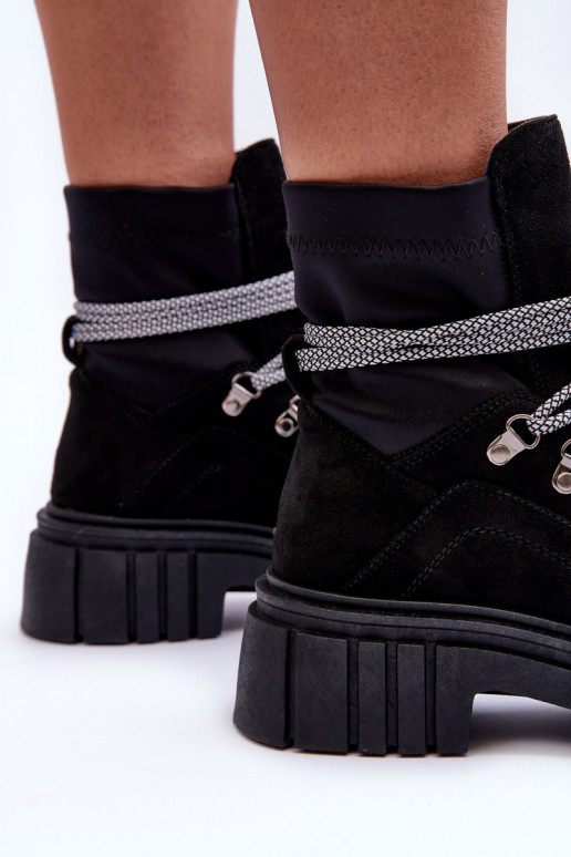 Wildlederstiefel mit Schnürsenkeln in der Farbe Schwarz Acorn