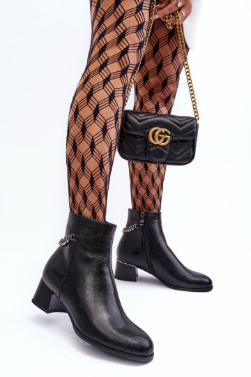 Schwarze Rennie-Stiefel mit niedrigem Absatz 2