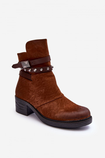 Warme Stiefel mit Absatz in brauner Farbe Effie