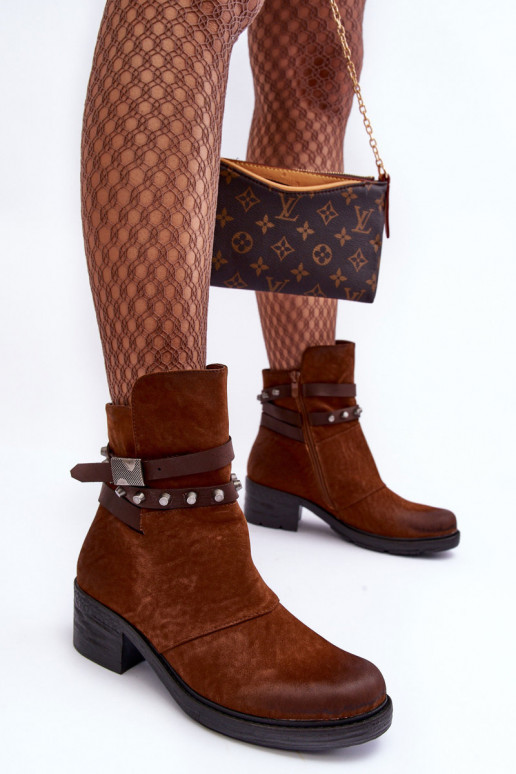 Warme Stiefel mit Absatz in brauner Farbe Effie Warme Stiefel mit Absatz in brauner Farbe Effie