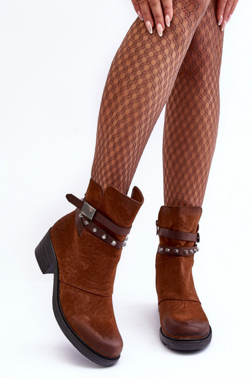 Warme Stiefel mit Absatz in brauner Farbe Effie Warme Stiefel mit Absatz in brauner Farbe Effie