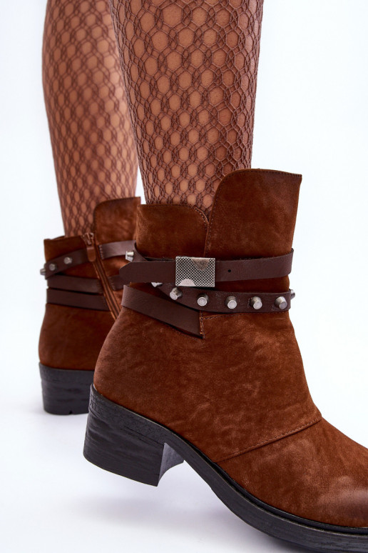 Warme Stiefel mit Absatz in brauner Farbe Effie Warme Stiefel mit Absatz in brauner Farbe Effie