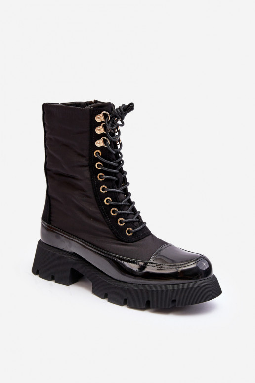 Beheizte Stiefel mit breiten Absätzen in der schwarzen Farbe Saranema
