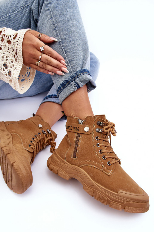 Gewärmt aus Wildleder Damenstiefel braun Farbe Jailina