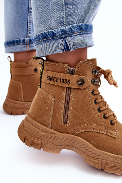 Gewärmt aus Wildleder Damenstiefel braun Farbe Jailina