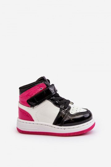 Kinder-Sportschuhe mit Lackeffekt in der rosa-weißen Farbe Milara 2