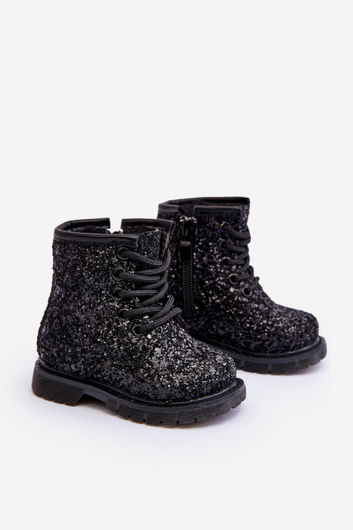 Kinderstiefel mit Glanz, wärmend mit Reißverschlüssen, schwarze Farbe Saussa