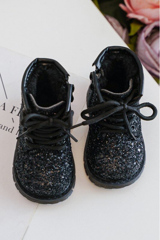 Kinderstiefel mit Glanz, wärmend mit Reißverschlüssen, schwarze Farbe Saussa