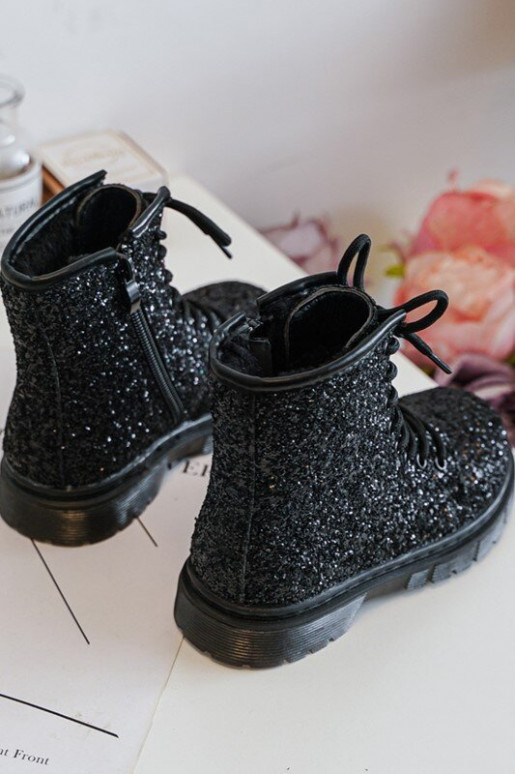 Kinderstiefel mit Glanz, wärmend mit Reißverschlüssen, schwarze Farbe Saussa