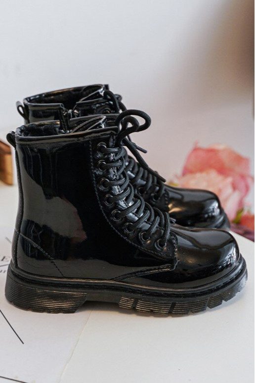 Kinderstiefel mit Lackeffekt und Reißverschlüssen in Schwarz von Tibbie