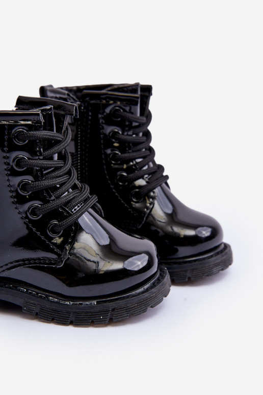 Kinderstiefel mit Lackeffekt und Reißverschlüssen in Schwarz von Tibbie