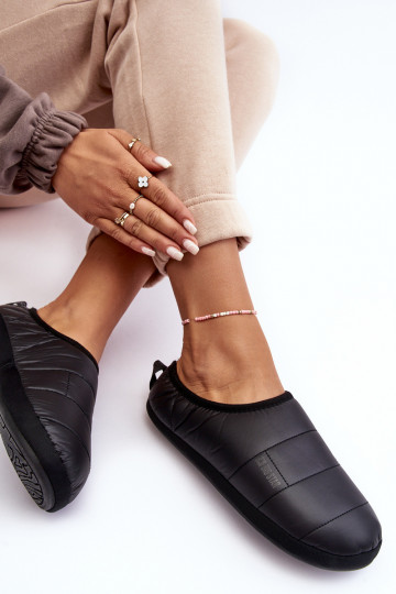 Warme Hausschuhe in Schwarz Big Star KK274604