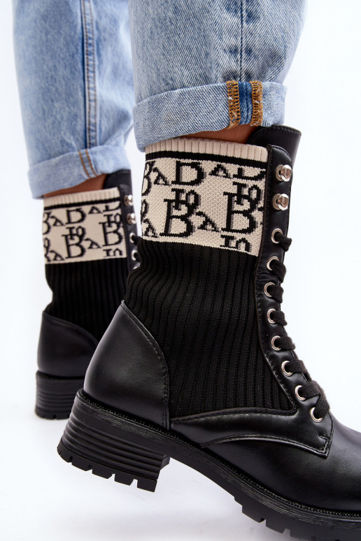 Stiefel mit sockenartiger Sohle in der Farbe Schwarz von Hakina Stiefel mit sockenartiger Sohle in der Farbe Schwarz von Hakina