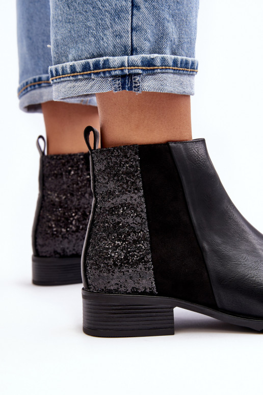 Stiefel mit weitem Absatz und glänzenden Schuppen in schwarzem Messio Stiefel mit weitem Absatz und glänzenden Schuppen in schwarzem Messio