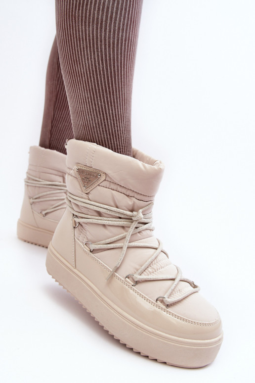 Schneestiefel mit Plateau und stylischen Details in Beige Fleure Schneestiefel mit Plateau und stylischen Details in Beige Fleure