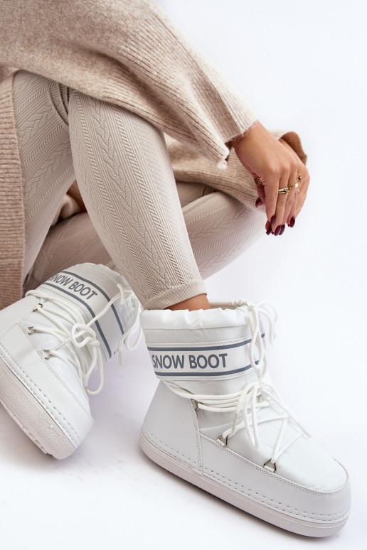 Schnür-Winterstiefel in der Farbe Weiß Soia