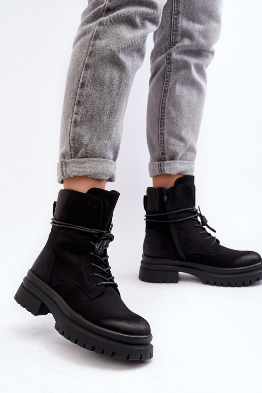 Damenstiefel mit massiver Sohle in der Farbe Schwarz Narelona Damenstiefel mit massiver Sohle in der Farbe Schwarz Narelona