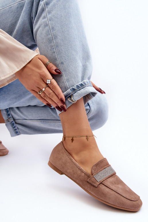 Mokassins mit funkelnden Ösen in der braunen Farbe Ralrika