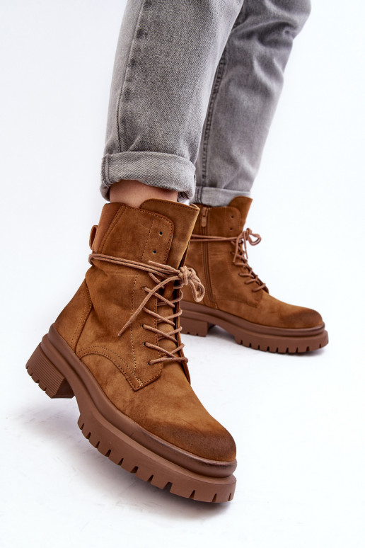 Damenstiefel mit massiver Sohle in der braunen Farbe Narelona