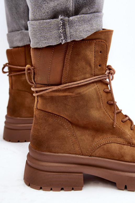 Damenstiefel mit massiver Sohle in der braunen Farbe Narelona