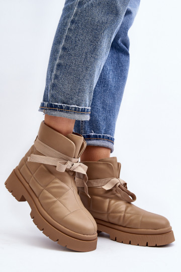 Stiefel mit Steppmuster in der Farbe Khaki von Bizzanti 2