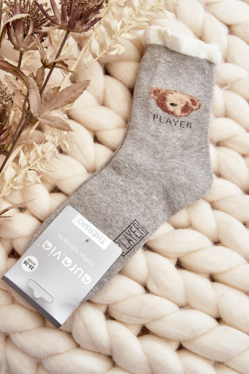 Die Socken sind grau
