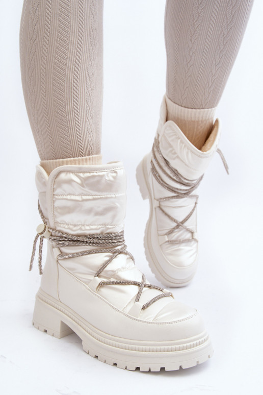 Warme Schneestiefel in der Farbe Weiß von Rilana