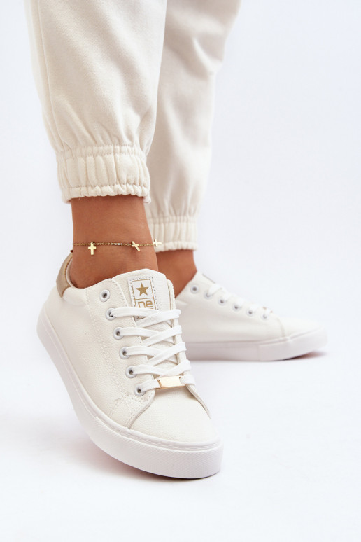 Freizeitschuhe aus Öko-Leder in der Farbe Weiß Tiraelle Freizeitschuhe aus Öko-Leder in der Farbe Weiß Tiraelle