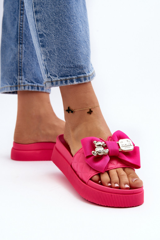 Damenhausschuhe mit Schleife und Bär in Fuchsia von Katterina