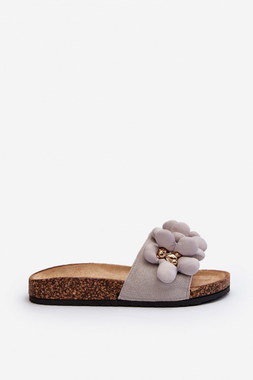 Damenhausschuhe mit schönen Details in der grauen Farbe Bunlia