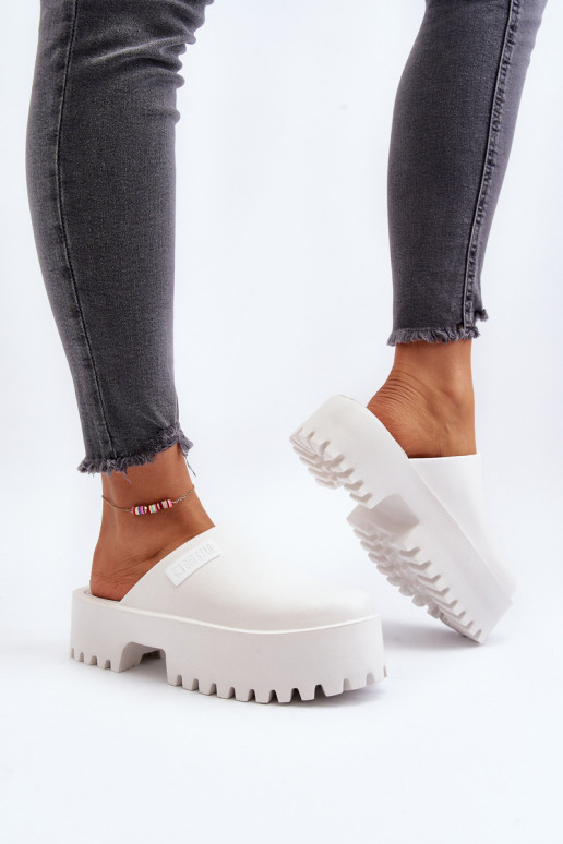 Hausschuhe mit modischer massiver Sohle Big Star NN274015 in weißer Farbe