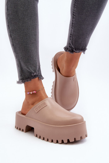 Hausschuhe mit modischer massiver Sohle Big Star NN274016 beige