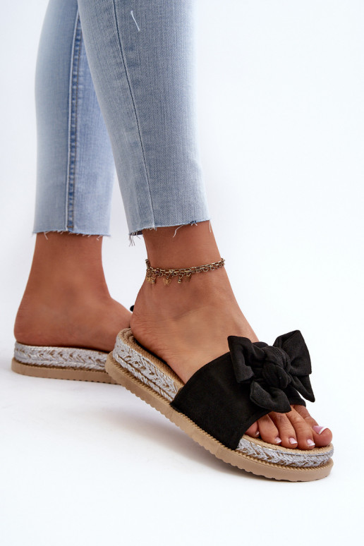 Aflia Plateau-Slipper mit Bändern in Schwarz