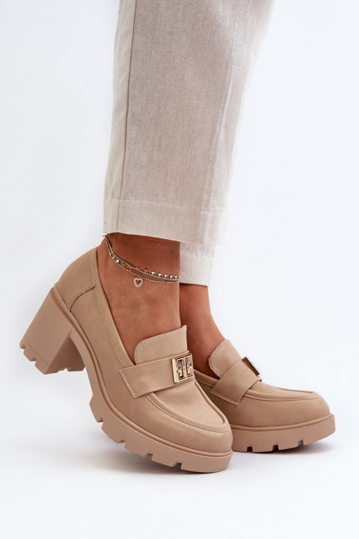 Schuhe mit breiten Absätzen und Ornamenten beige Ranunca Schuhe mit breiten Absätzen und Ornamenten beige Ranunca