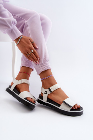 Damensandalen mit Plateau Big Star NN274777 weiße Farbe 2